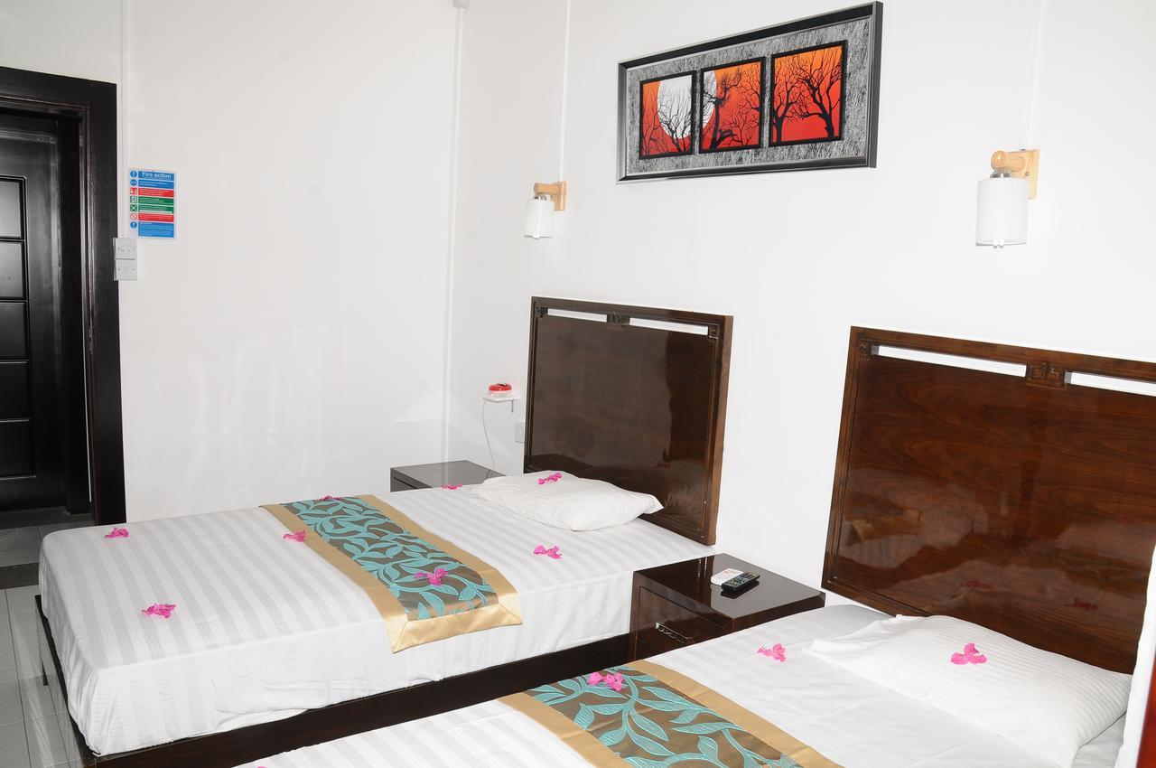 Le Flamboyant Hotel Port Mathurin Ngoại thất bức ảnh