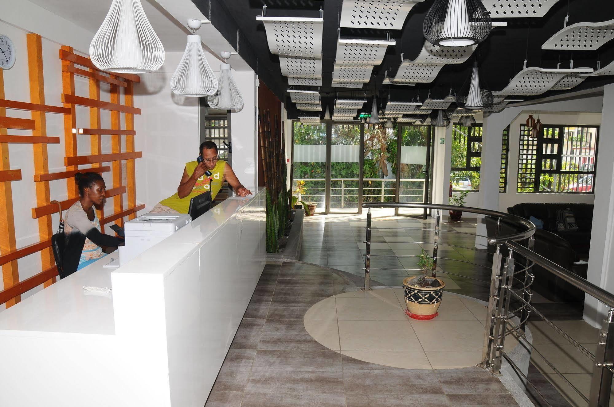 Le Flamboyant Hotel Port Mathurin Ngoại thất bức ảnh