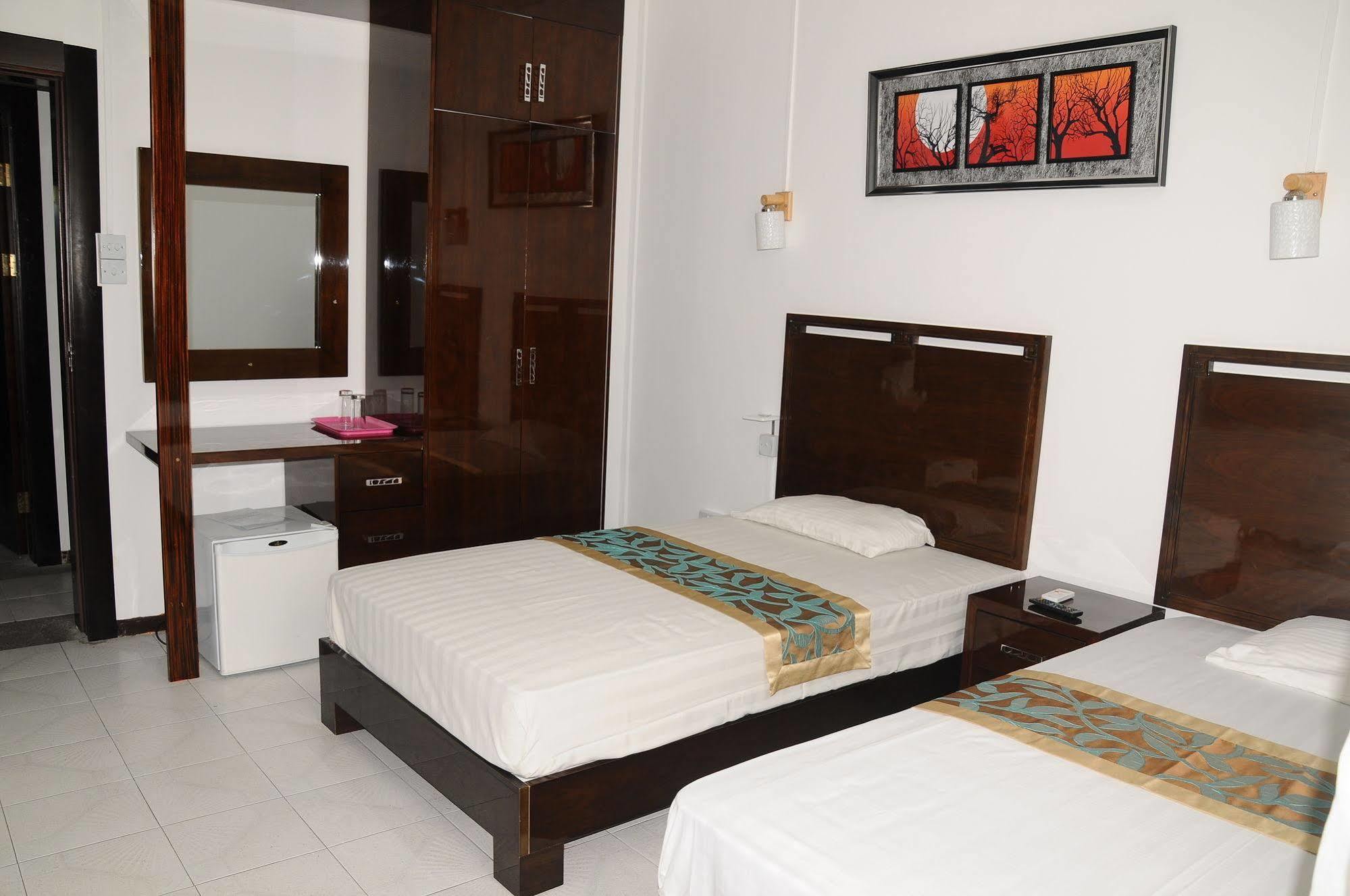 Le Flamboyant Hotel Port Mathurin Ngoại thất bức ảnh
